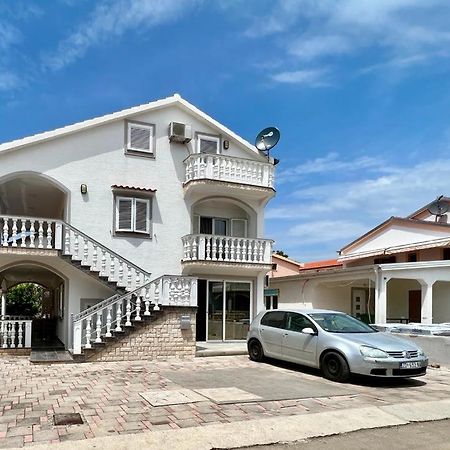 فير Apartmani Aneri المظهر الخارجي الصورة