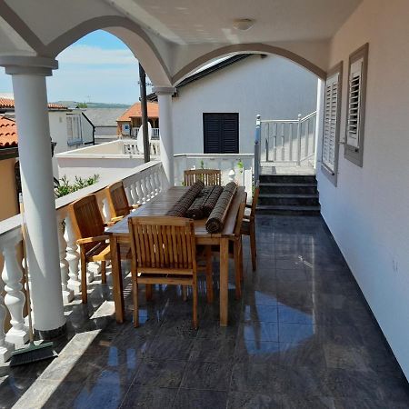 فير Apartmani Aneri المظهر الخارجي الصورة