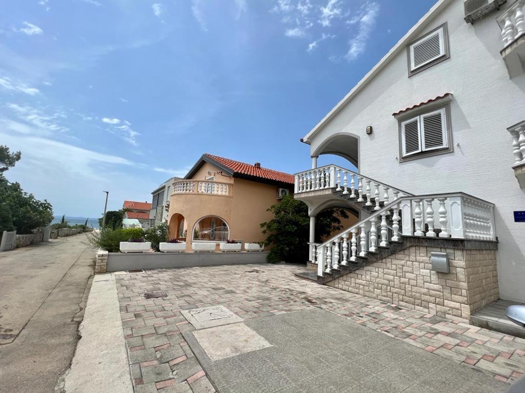 فير Apartmani Aneri المظهر الخارجي الصورة