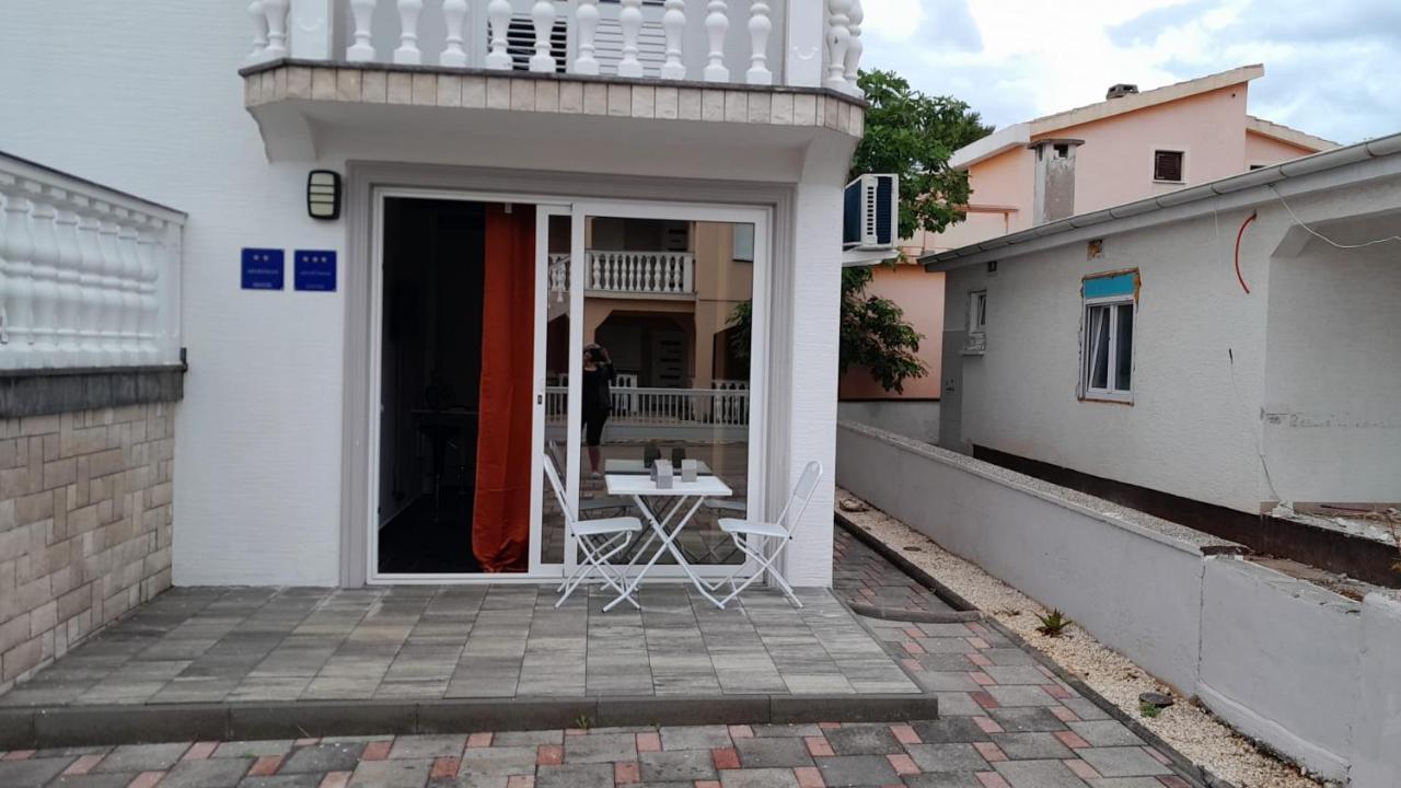 فير Apartmani Aneri المظهر الخارجي الصورة